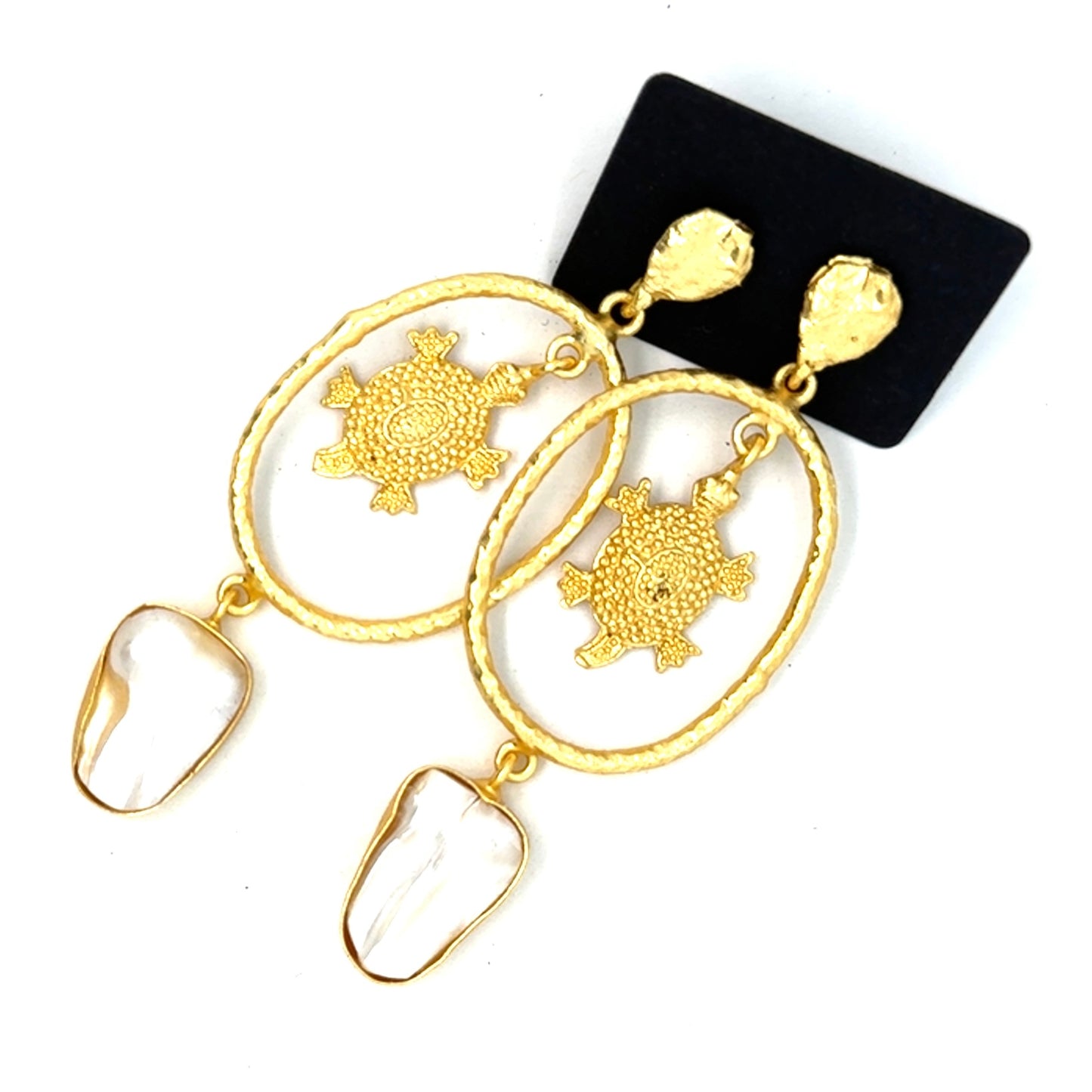 Elegant earrings for women gold silver stud hoop statement jewelry lightweight fashion accessory for daily wear party and wedding