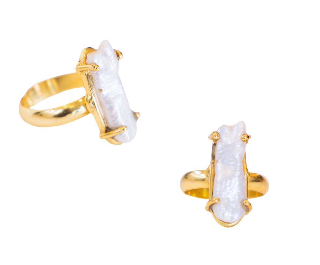 Single Baroque Pearl Ring (Claw)