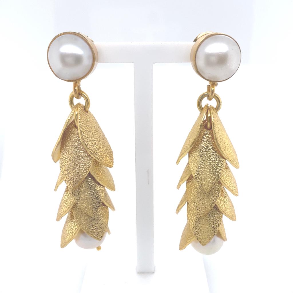 Rose Pearl (FWP - Collar) Statement Earrings