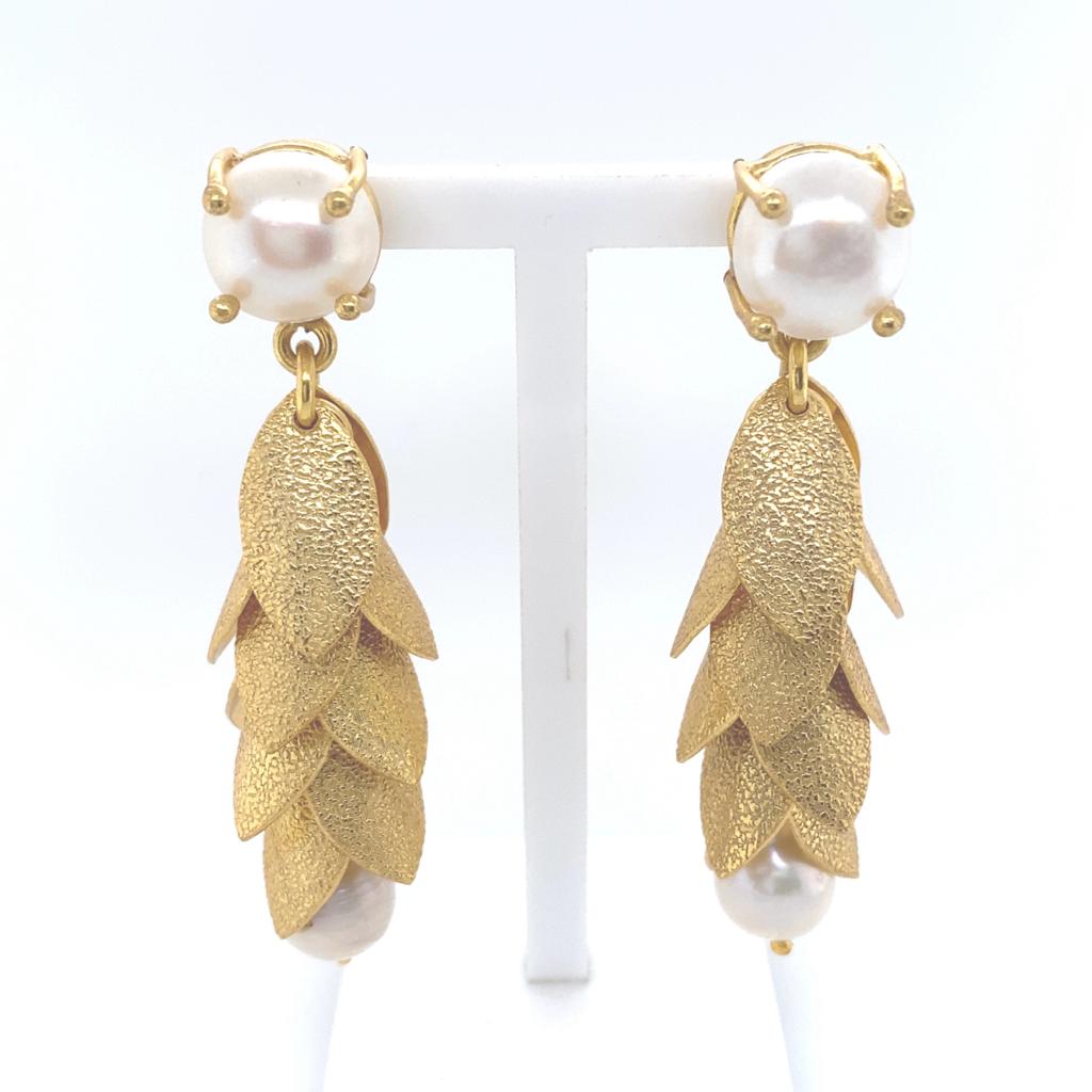 Rose Pearl (FWP - Claw) Statement Earrings