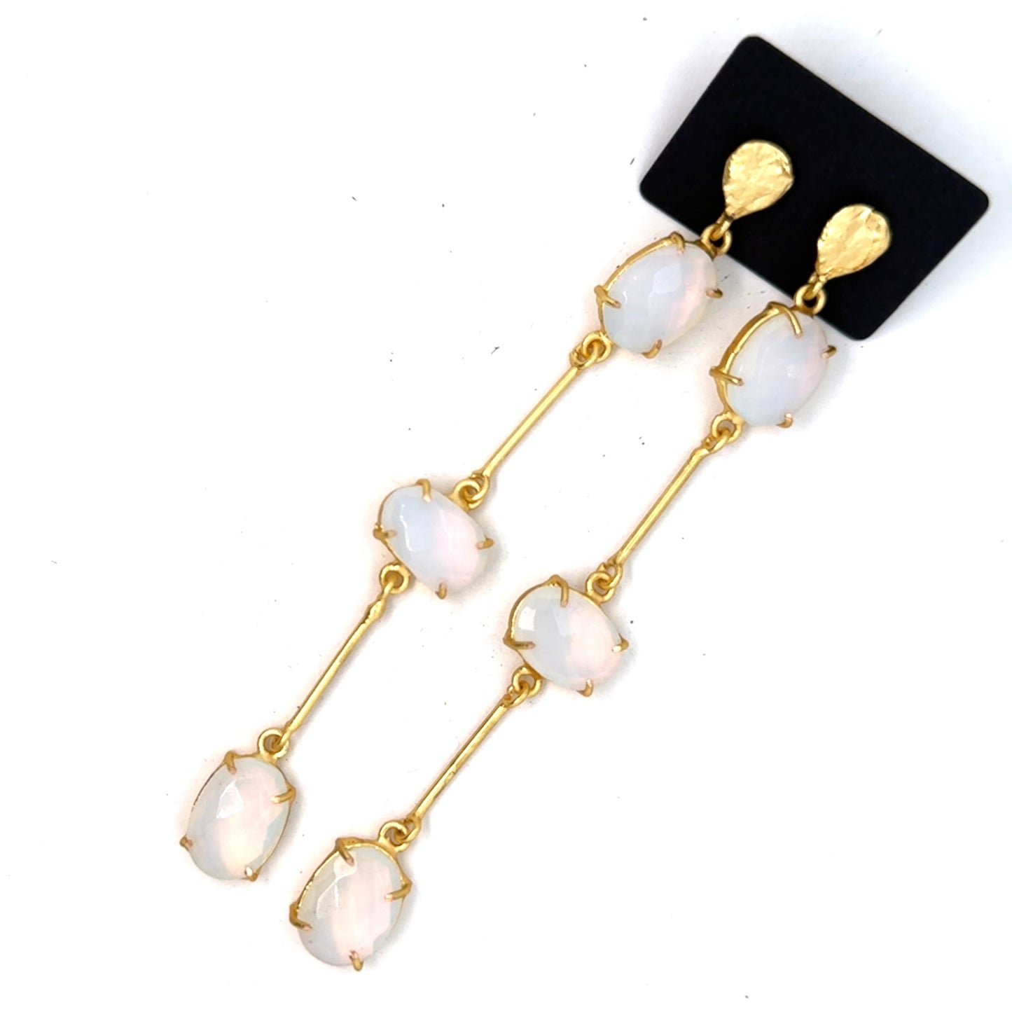 Elegant earrings for women gold silver stud hoop statement jewelry lightweight fashion accessory for daily wear party and wedding