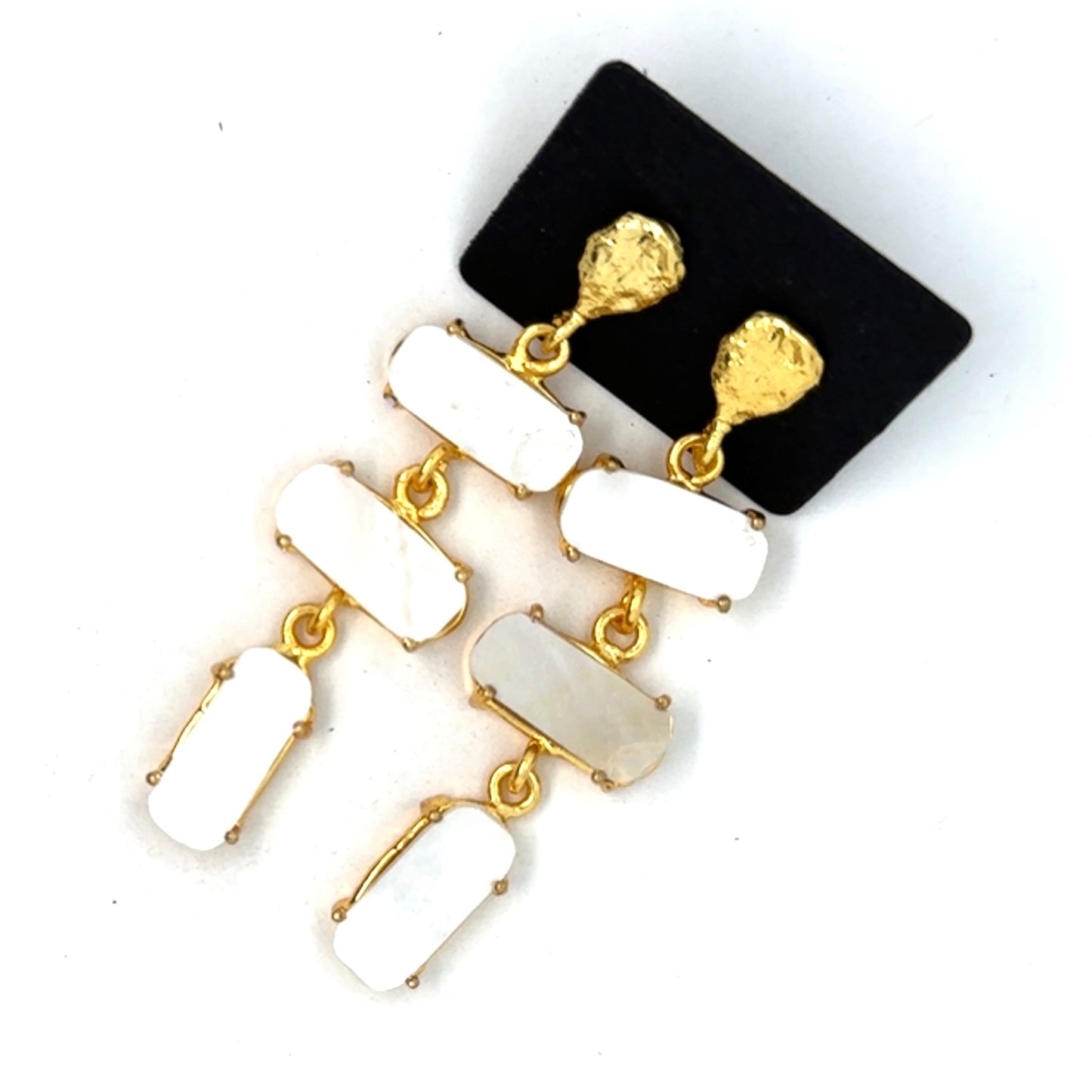 Elegant earrings for women gold silver stud hoop statement jewelry lightweight fashion accessory for daily wear party and wedding