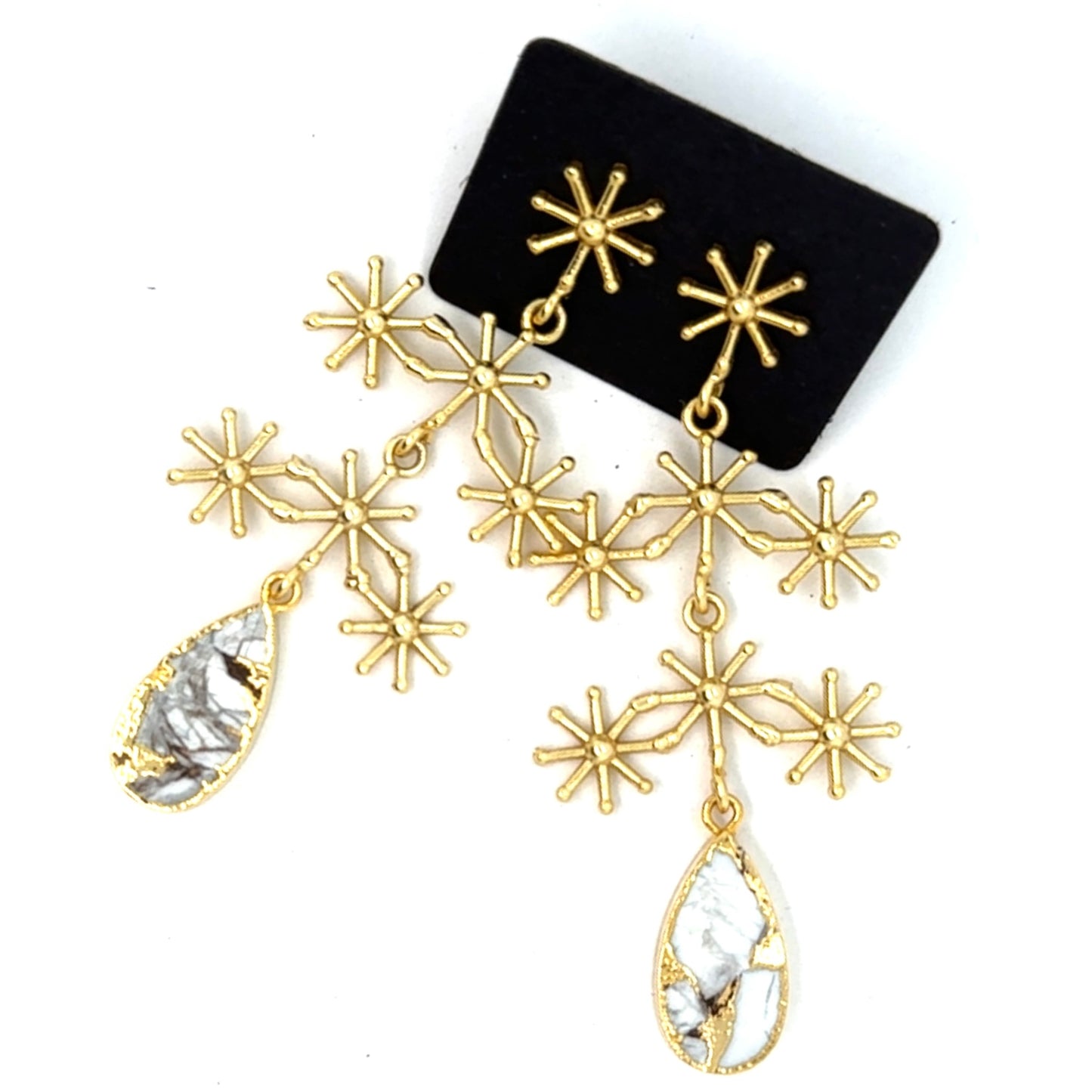 Elegant earrings for women gold silver stud hoop statement jewelry lightweight fashion accessory for daily wear party and wedding